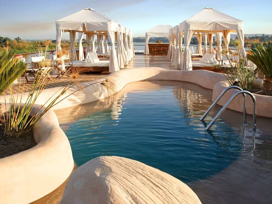 Sanctuary Sun Boat III